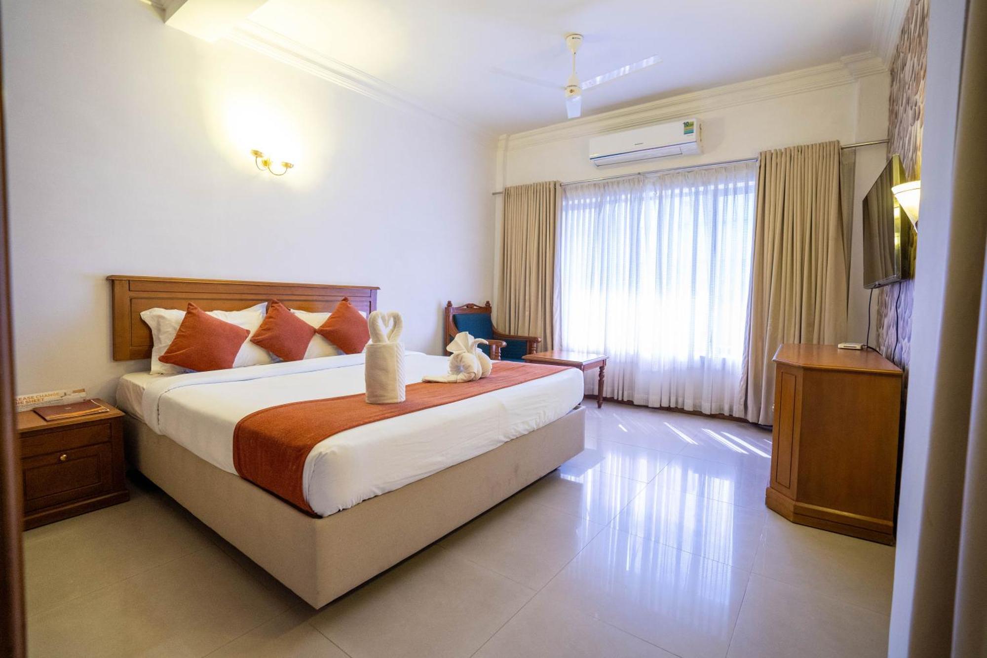 Casino Hotels Ltd Thrissur Zewnętrze zdjęcie