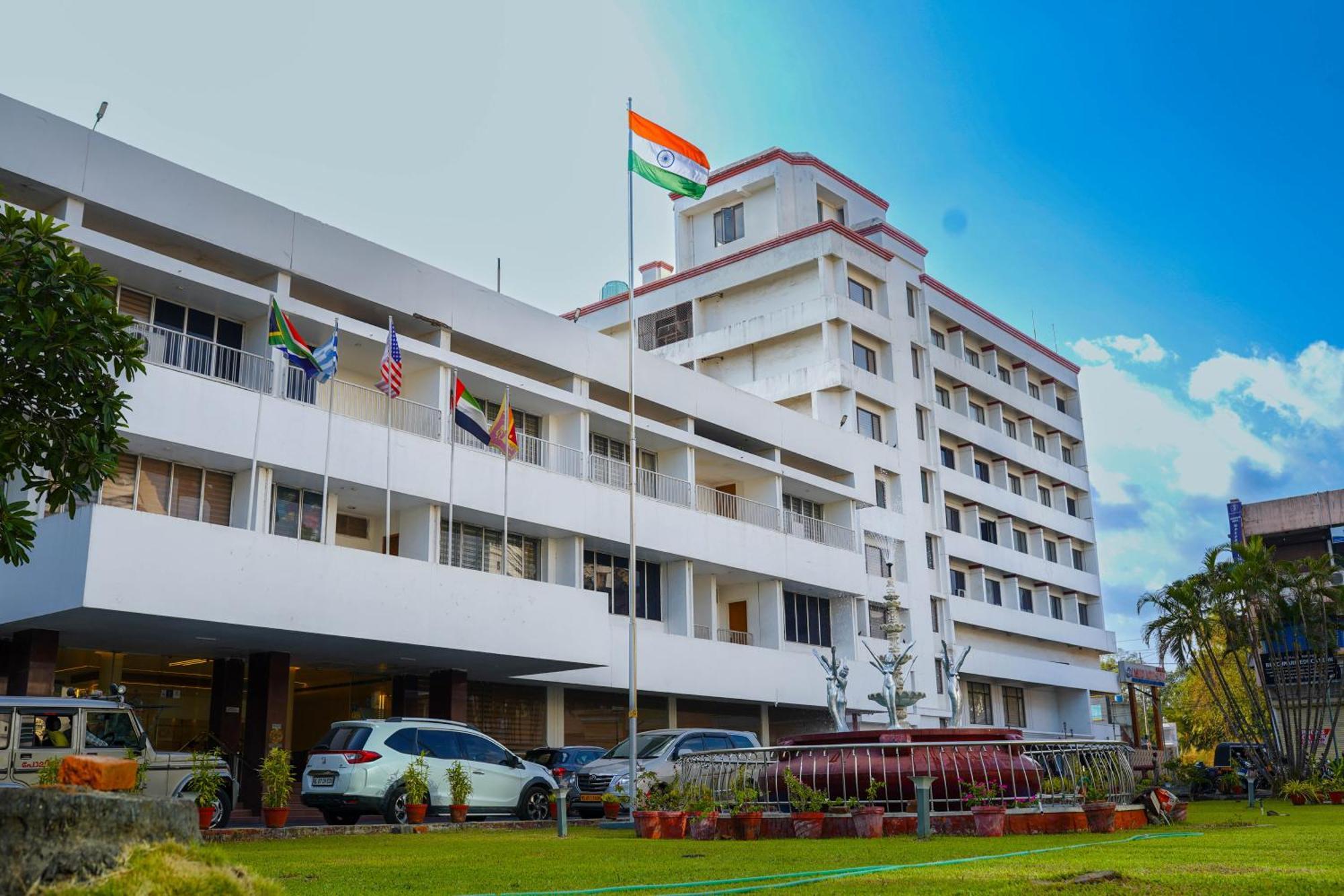 Casino Hotels Ltd Thrissur Zewnętrze zdjęcie